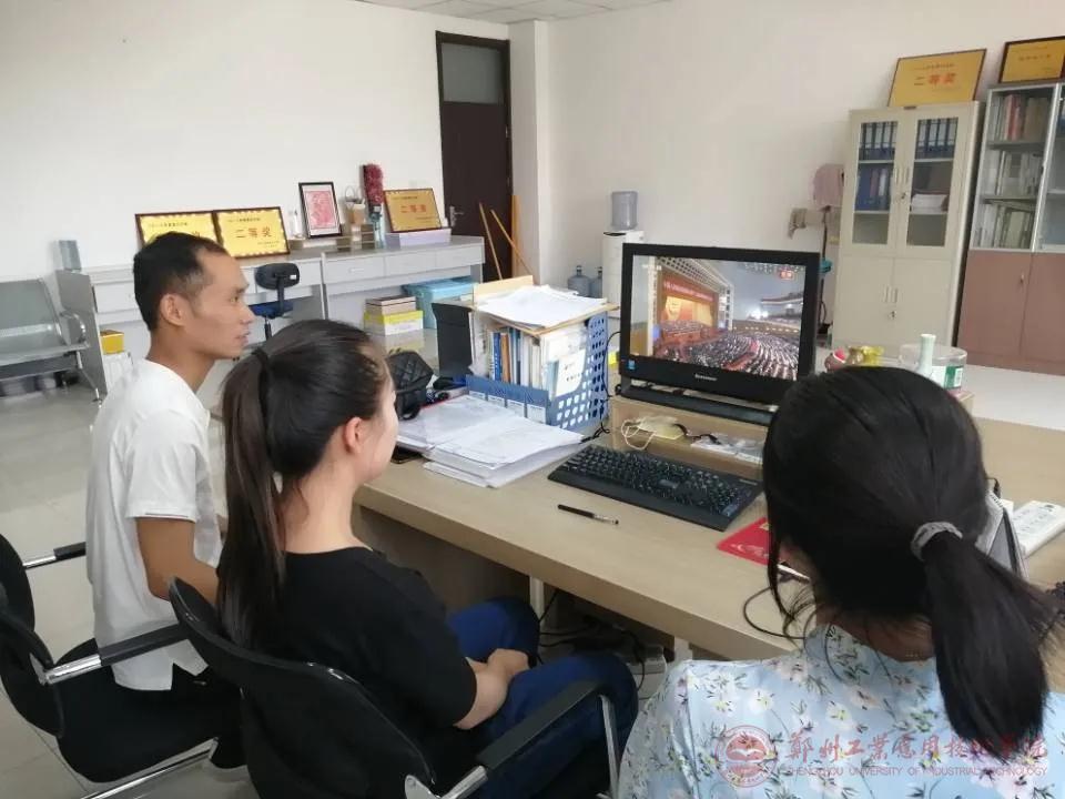 英国上市公司365