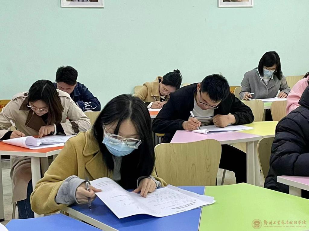 英国上市公司365