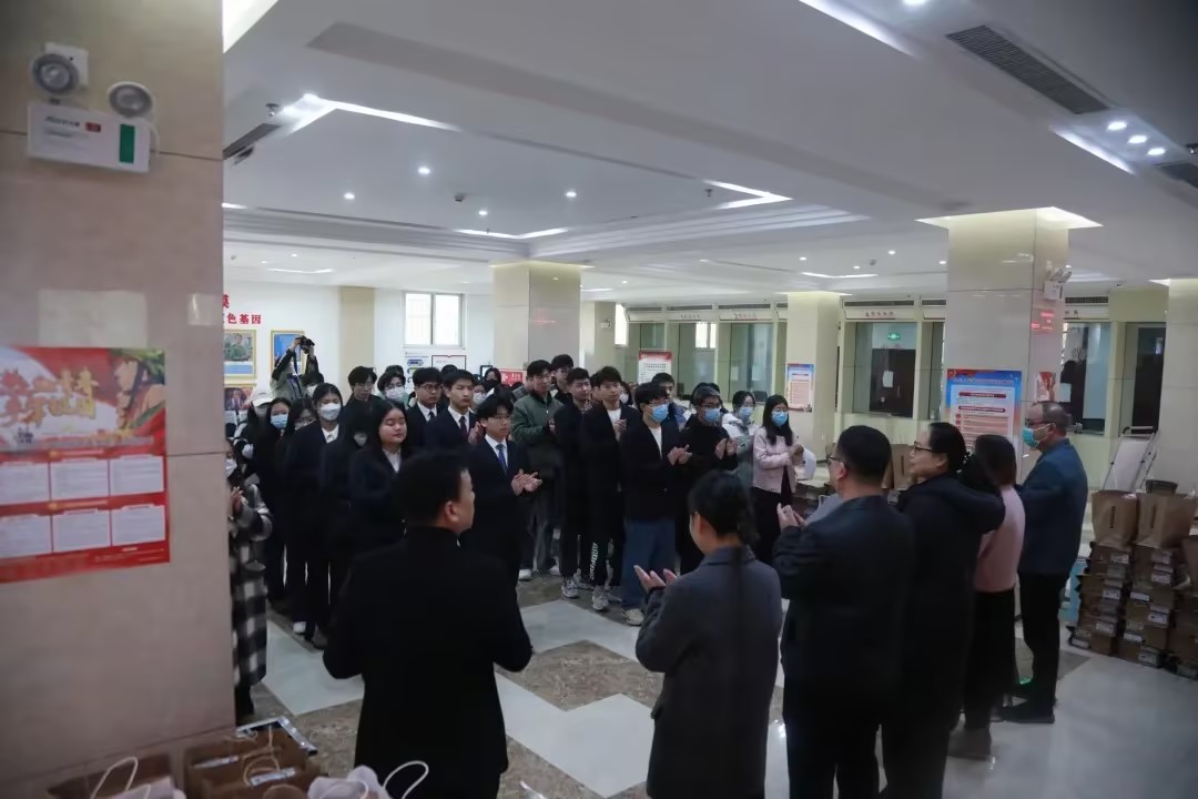 英国上市公司365